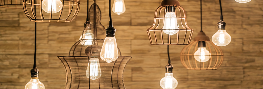 différentes suspensions et ampoules LED vintage et design